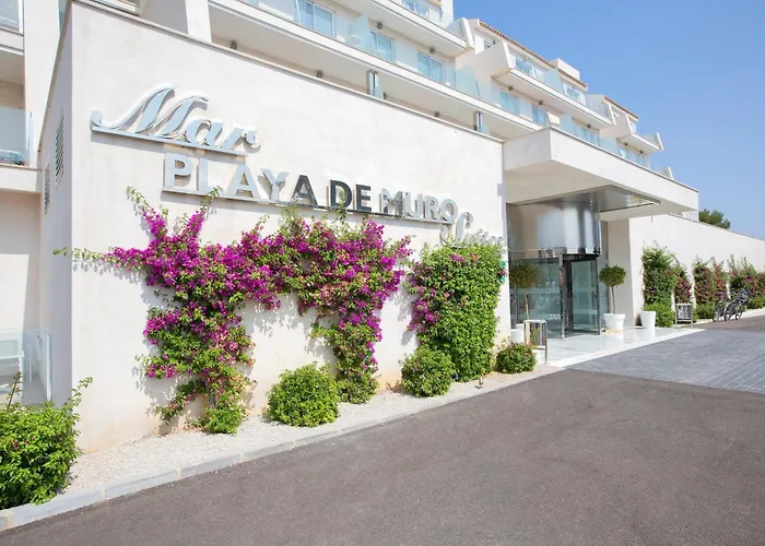 Hotel familiar: Mar Hotels Playa De Muro Suites